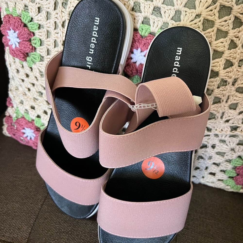 SANDALS 9.5 MADDEN GIRL - Picture 5 of 9